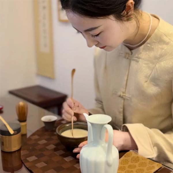 多伦茶会 - 文化名人主题茶馆